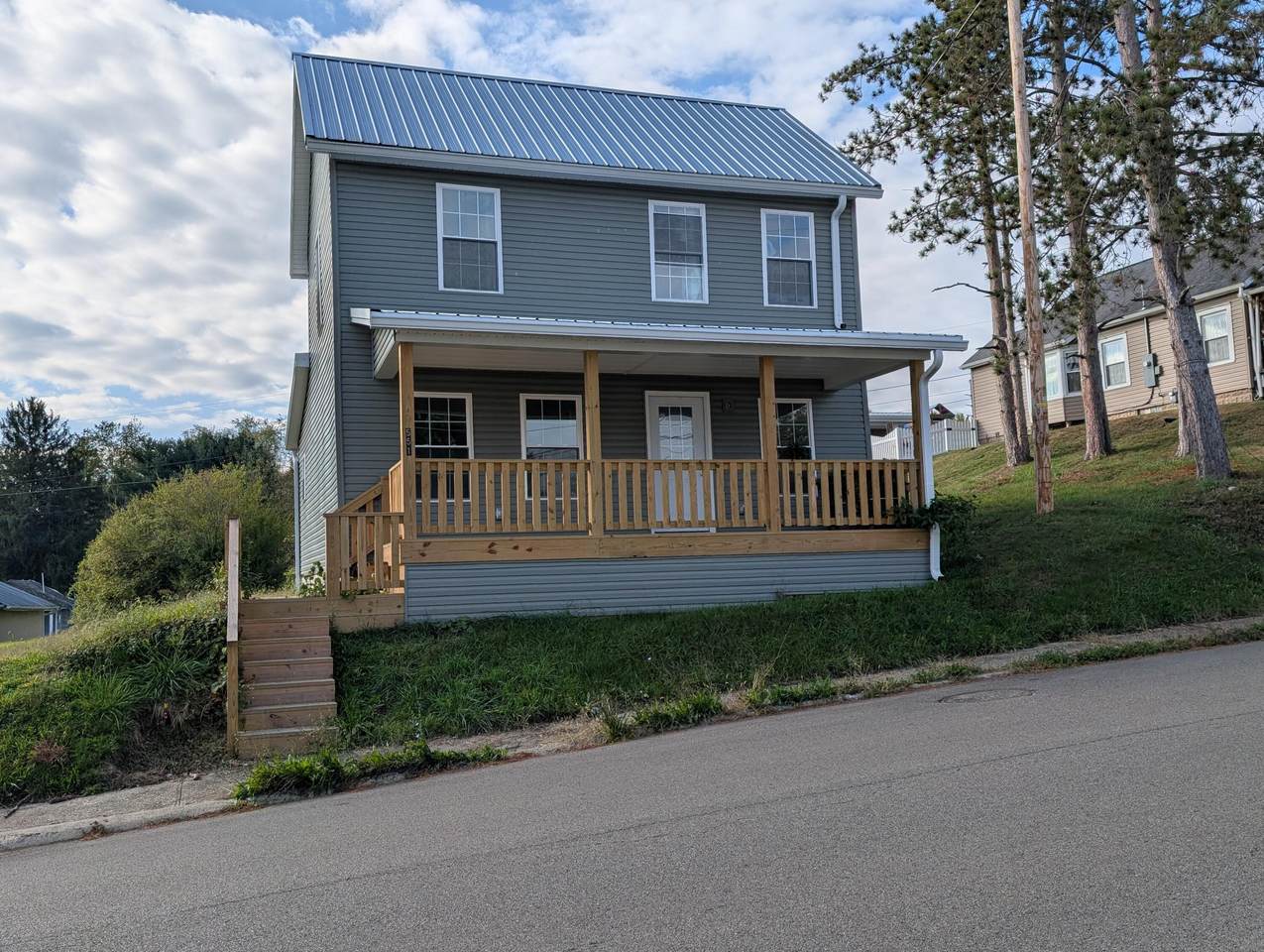 551 Brown Street - Photo 1