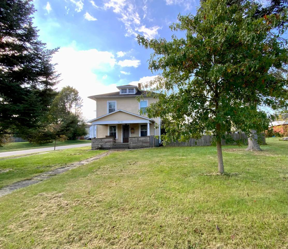 812 Howard Street - Photo 1