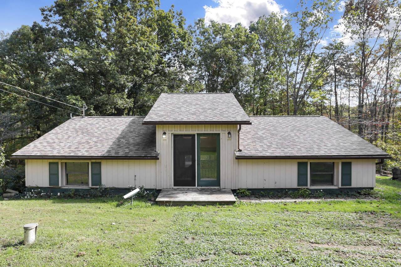 852 Wallace Road - Photo 1