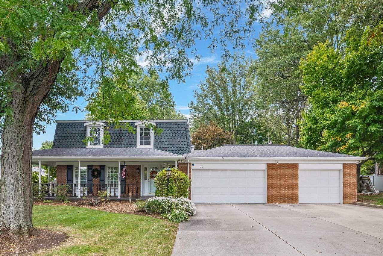 452 Pleasant Lane - Photo 1