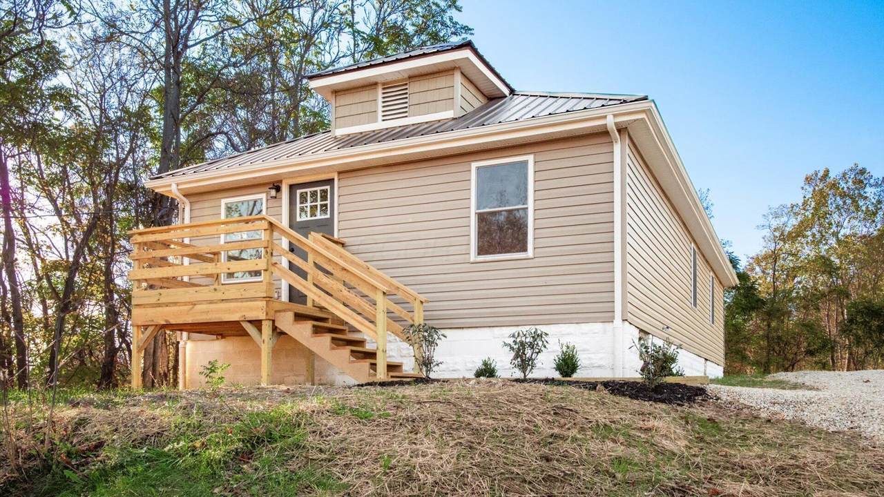 718 3rd Street - Photo 1