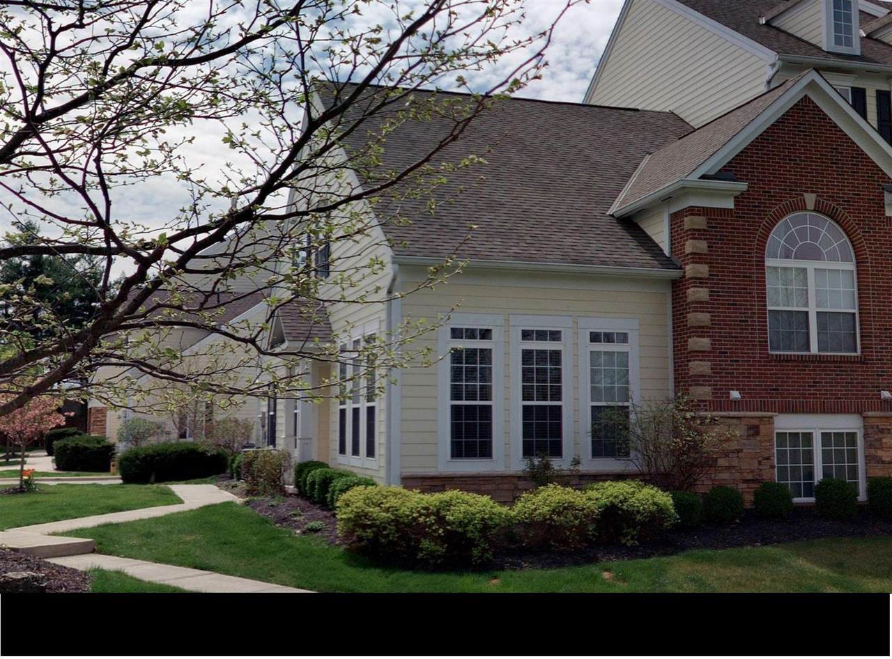 1101 Bluffway Drive - Photo 1