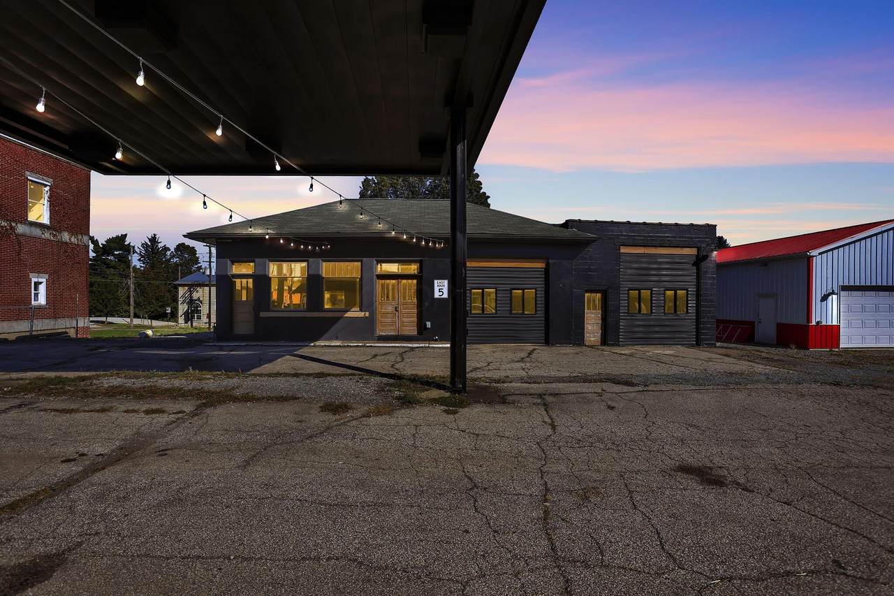 5 Main Street - Photo 1