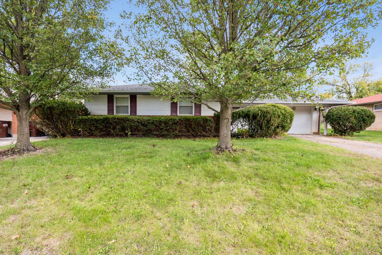 1638 Parkinson Drive - Photo 1