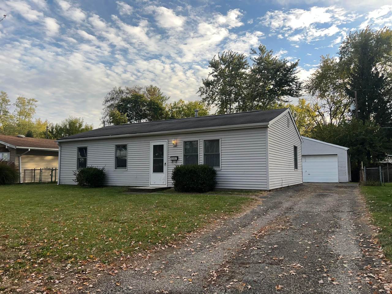 5585 Revere Drive - Photo 1