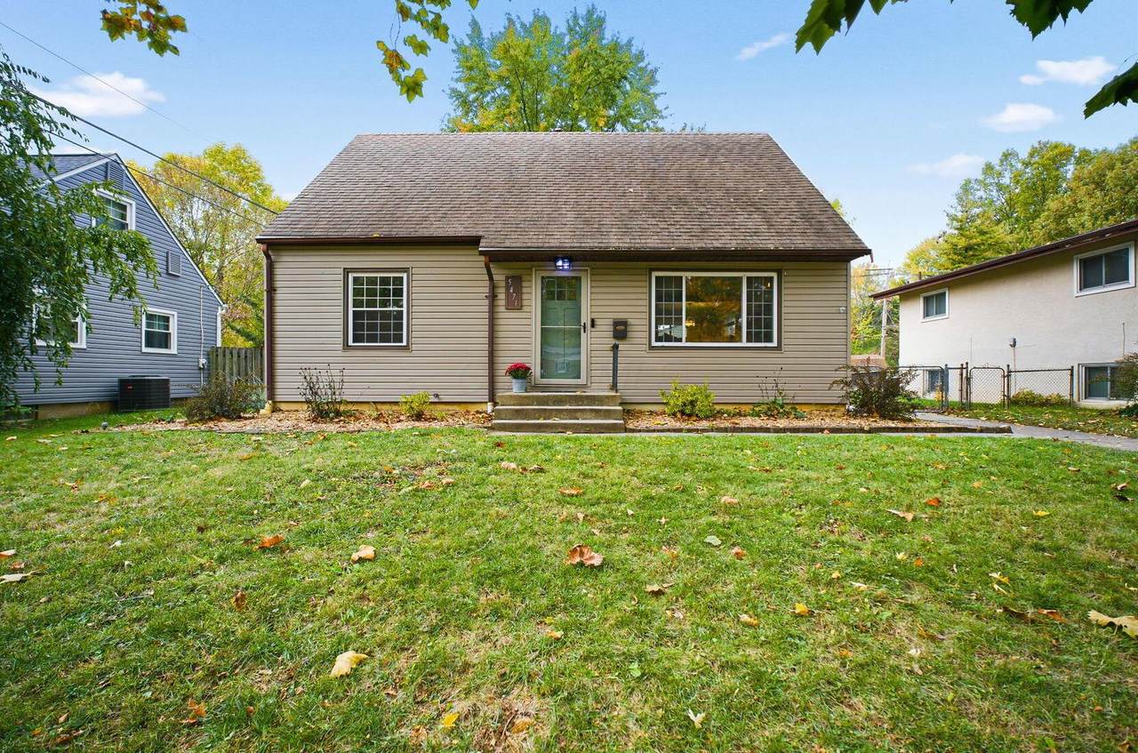 5471 Crawford Drive - Photo 1