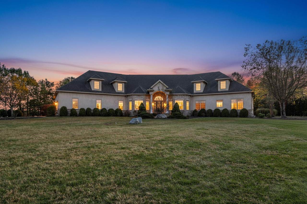 16343 Hunters Run - Photo 1