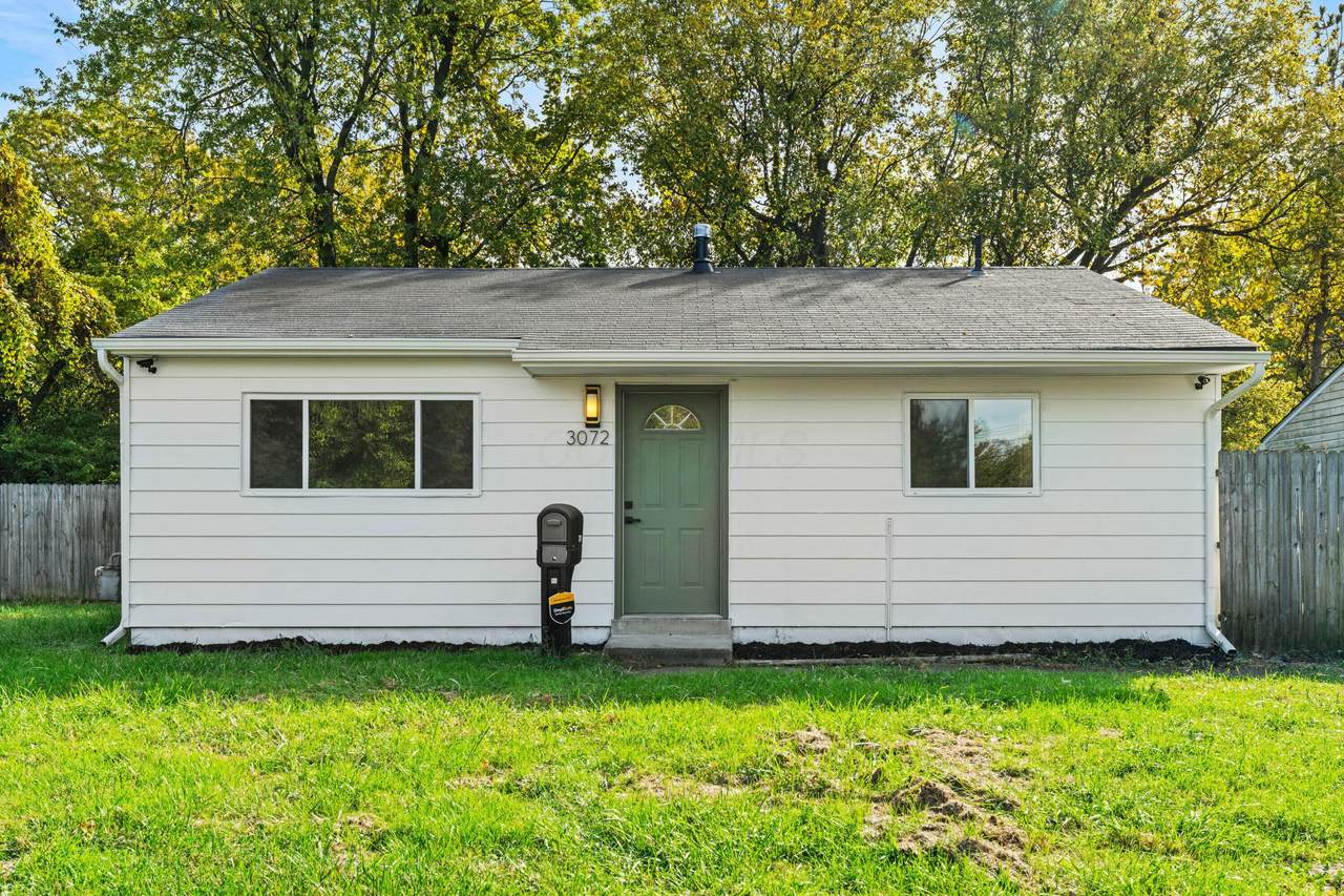 3072 Bluefield Drive - Photo 1