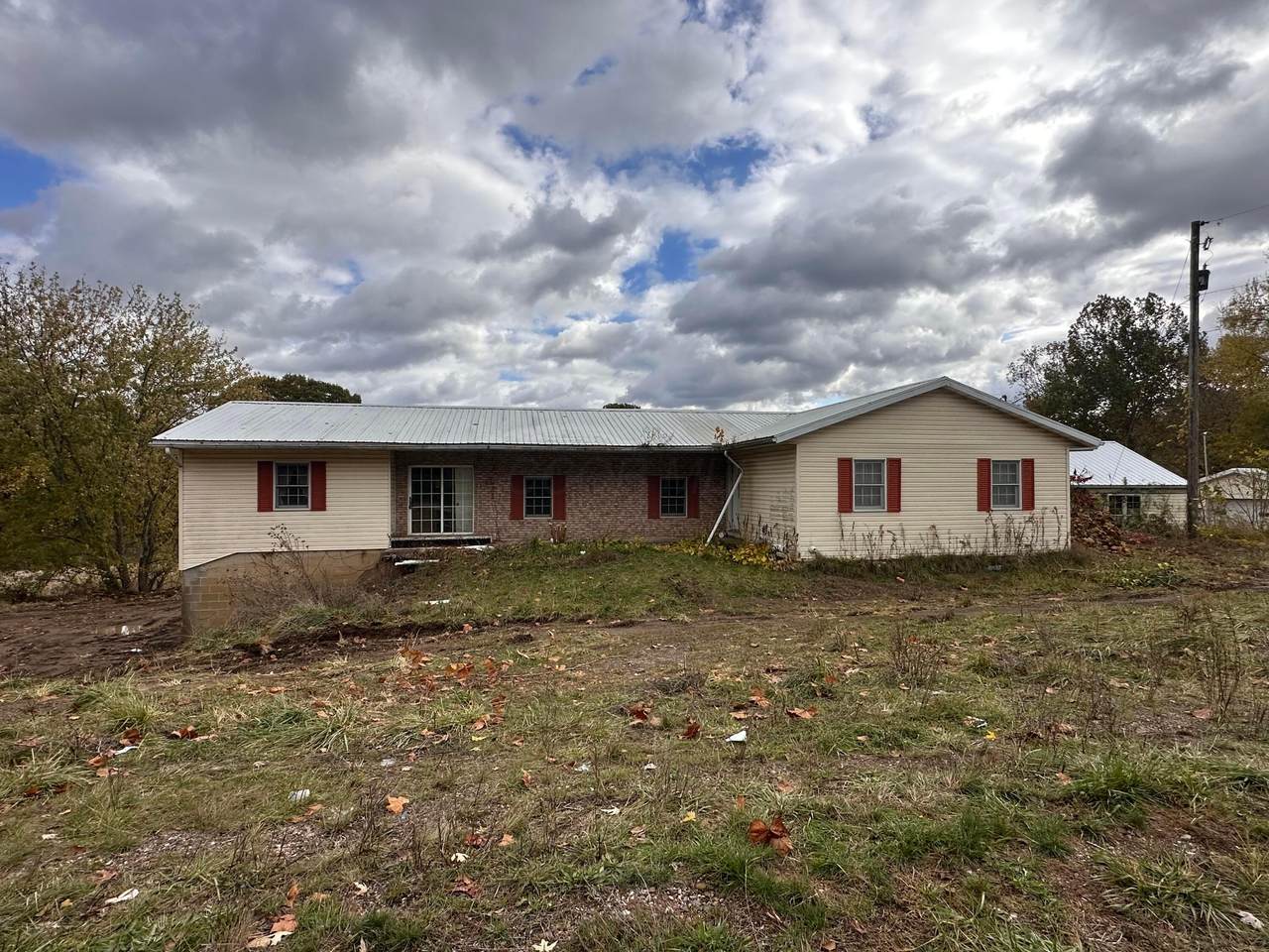 18090 State Route 16 - Photo 1