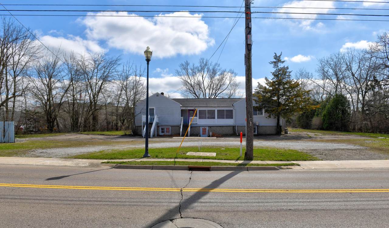 3553 Grove City Road - Photo 1