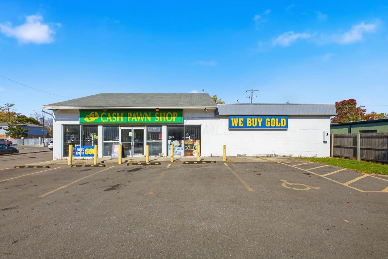 3210 Main Street - Photo 1