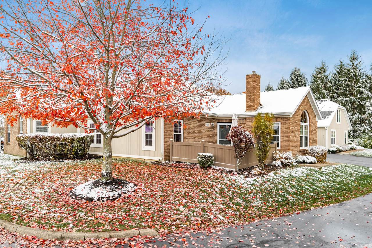 819 Windward Way - Photo 1