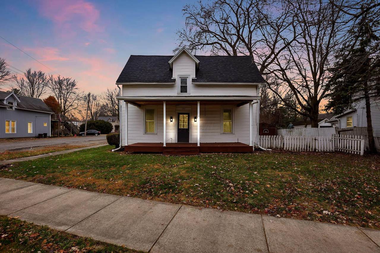 137 Ottawa Street - Photo 1