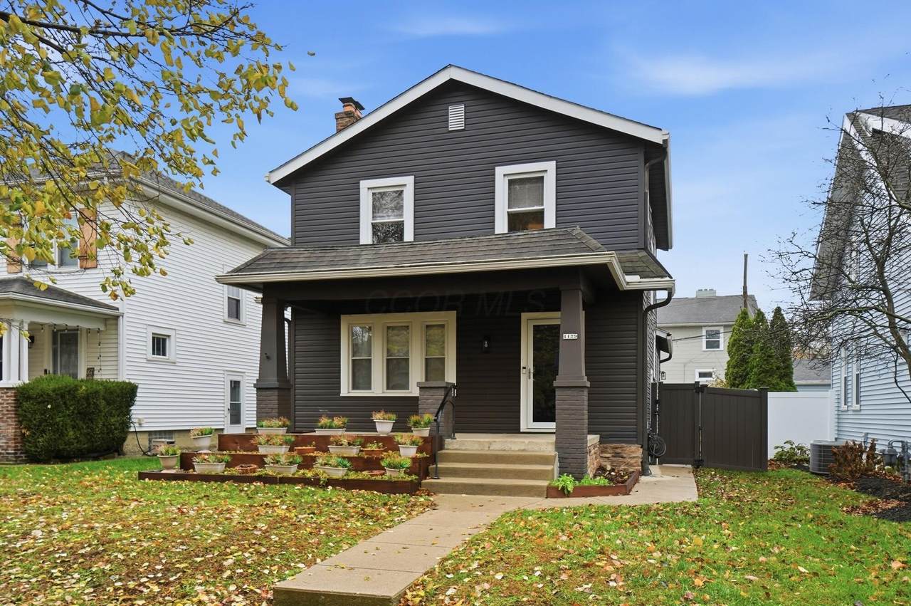 1129 Mulford Road - Photo 1