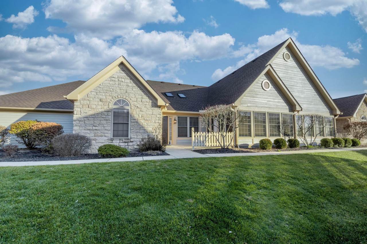 1286 Stonehill Lane - Photo 1