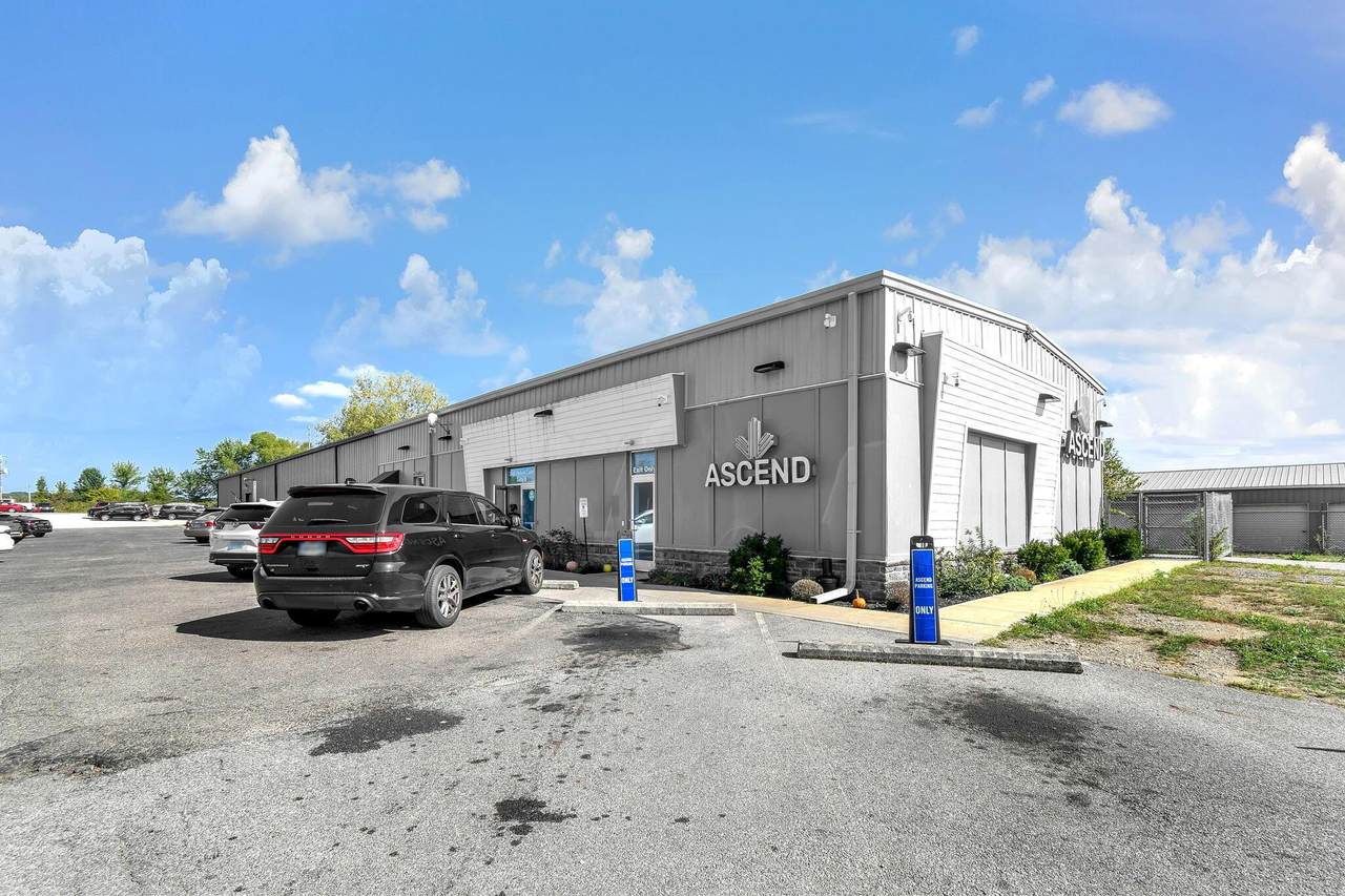 3560 Dolson Court - Photo 1