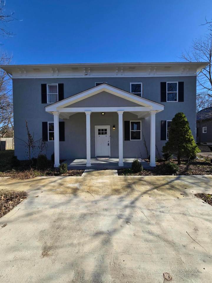 260 Broadway Street - Photo 1