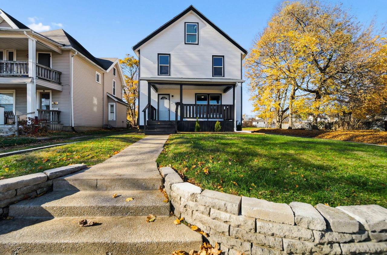 158 Vennum Avenue - Photo 1