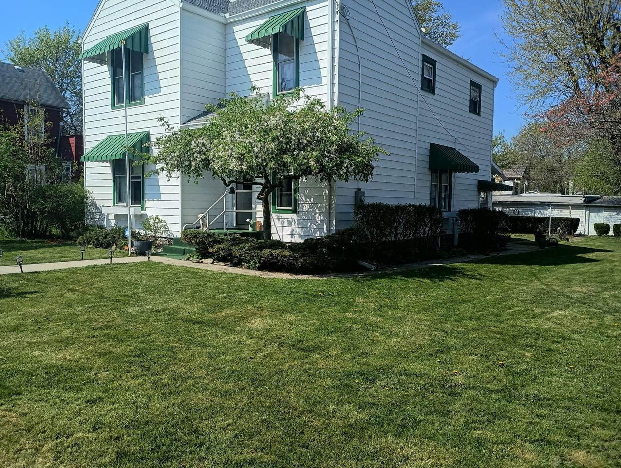 531 Main Street - Photo 1