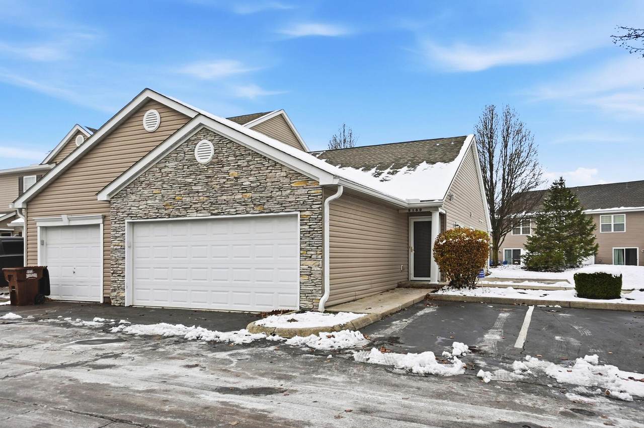 5169-72E Novelty Avenue - Photo 1