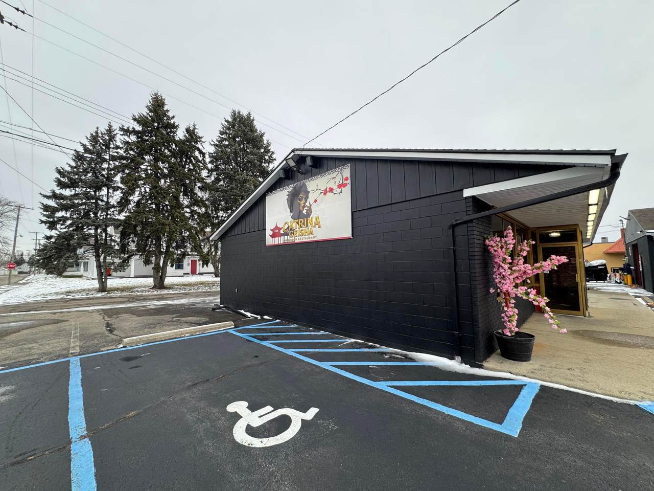 1806 Main Street - Photo 1