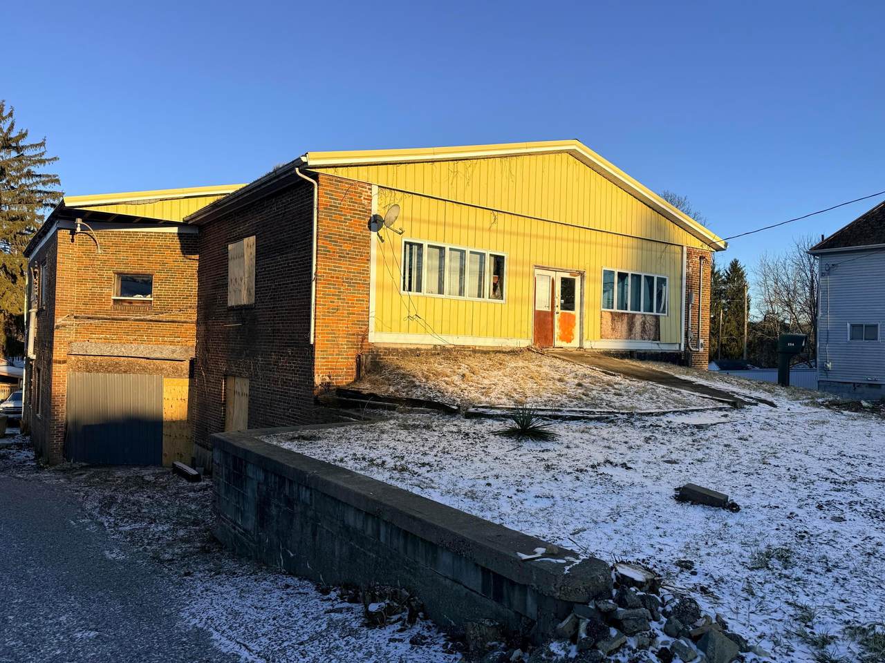 254 Zanesville Road - Photo 1
