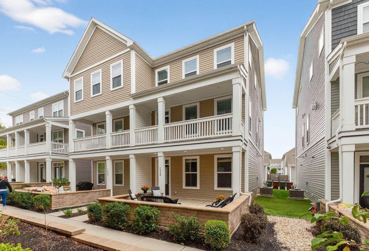 1239-X Cromartie Lane - Photo 1