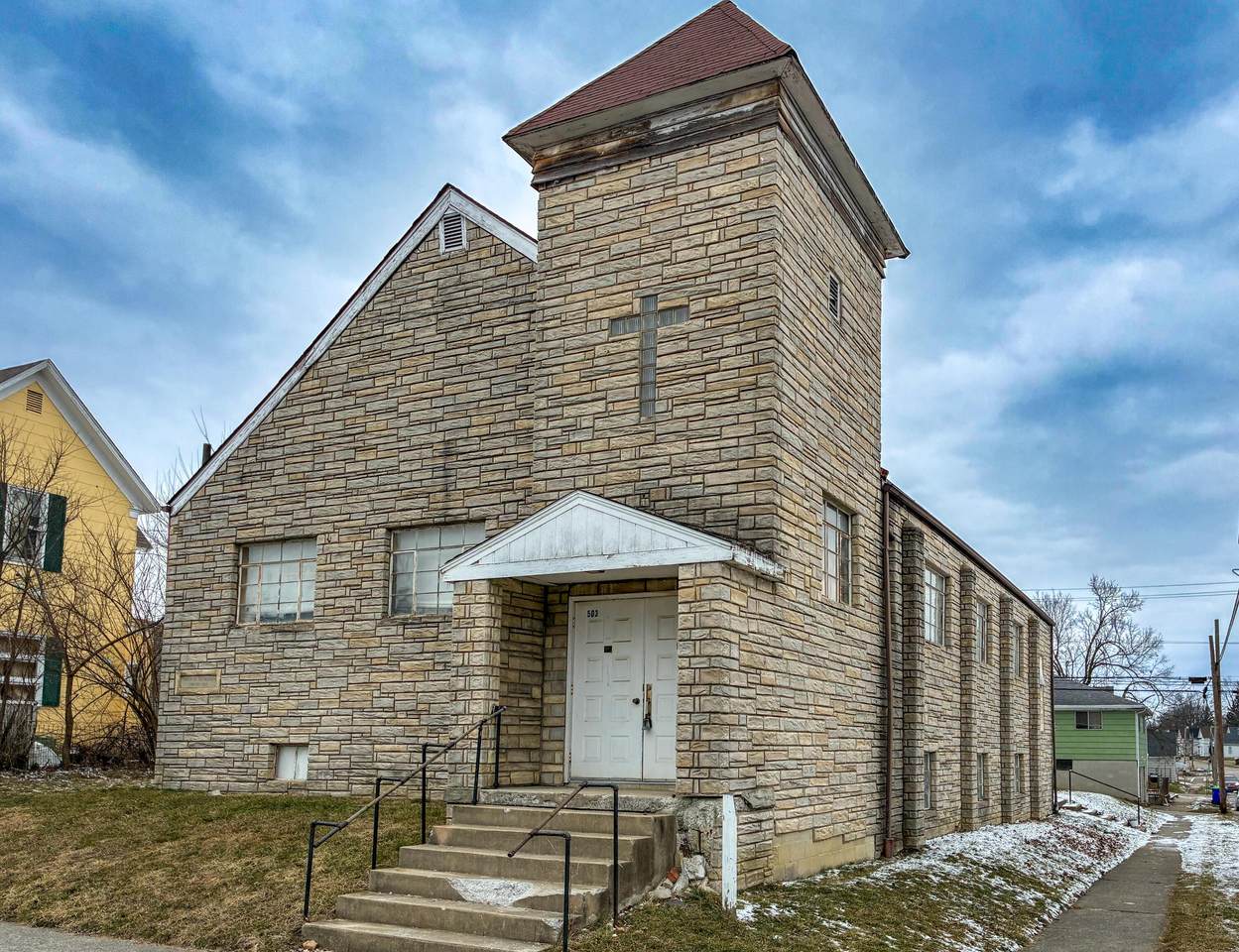 503 Dickey Avenue - Photo 1