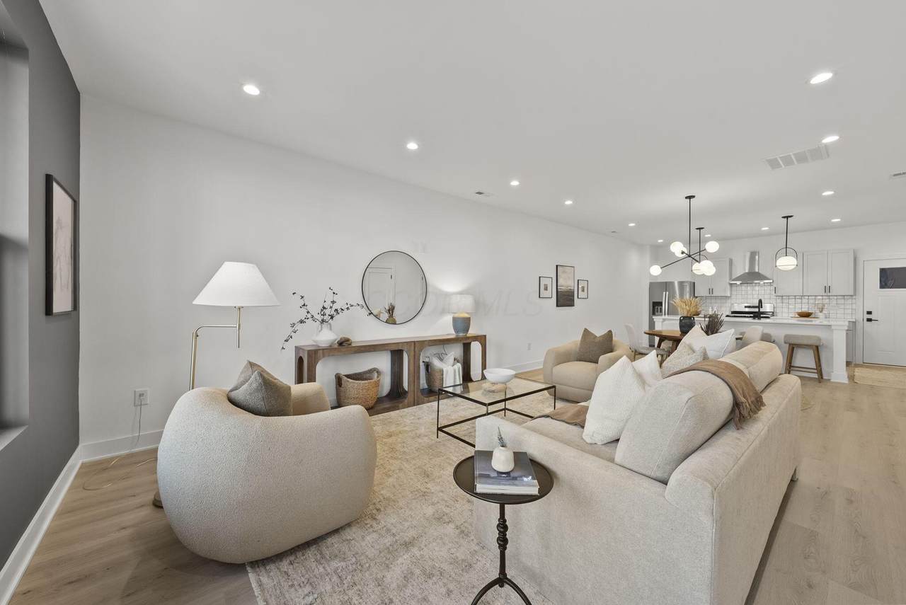 1097 Franklin Avenue - Photo 1