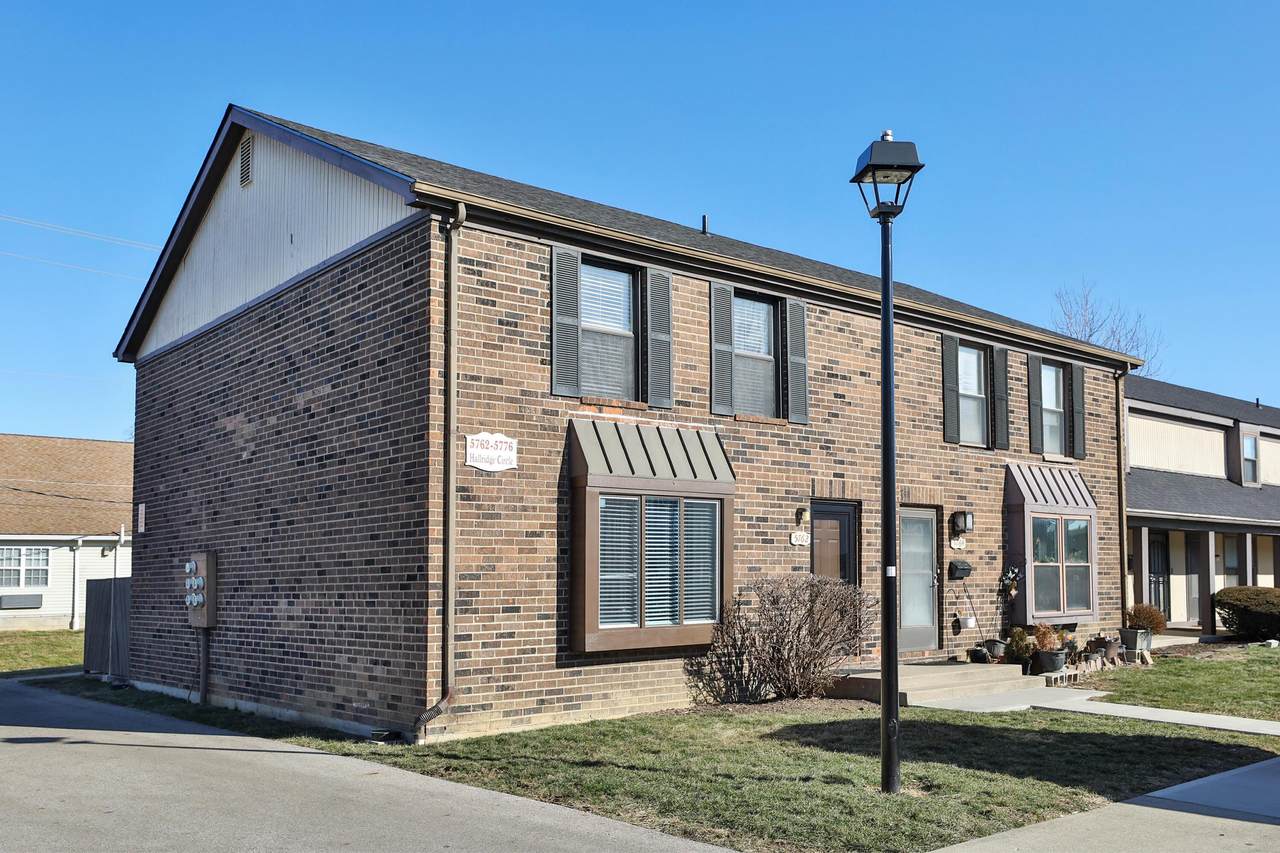 5762 Hallridge Circle - Photo 1