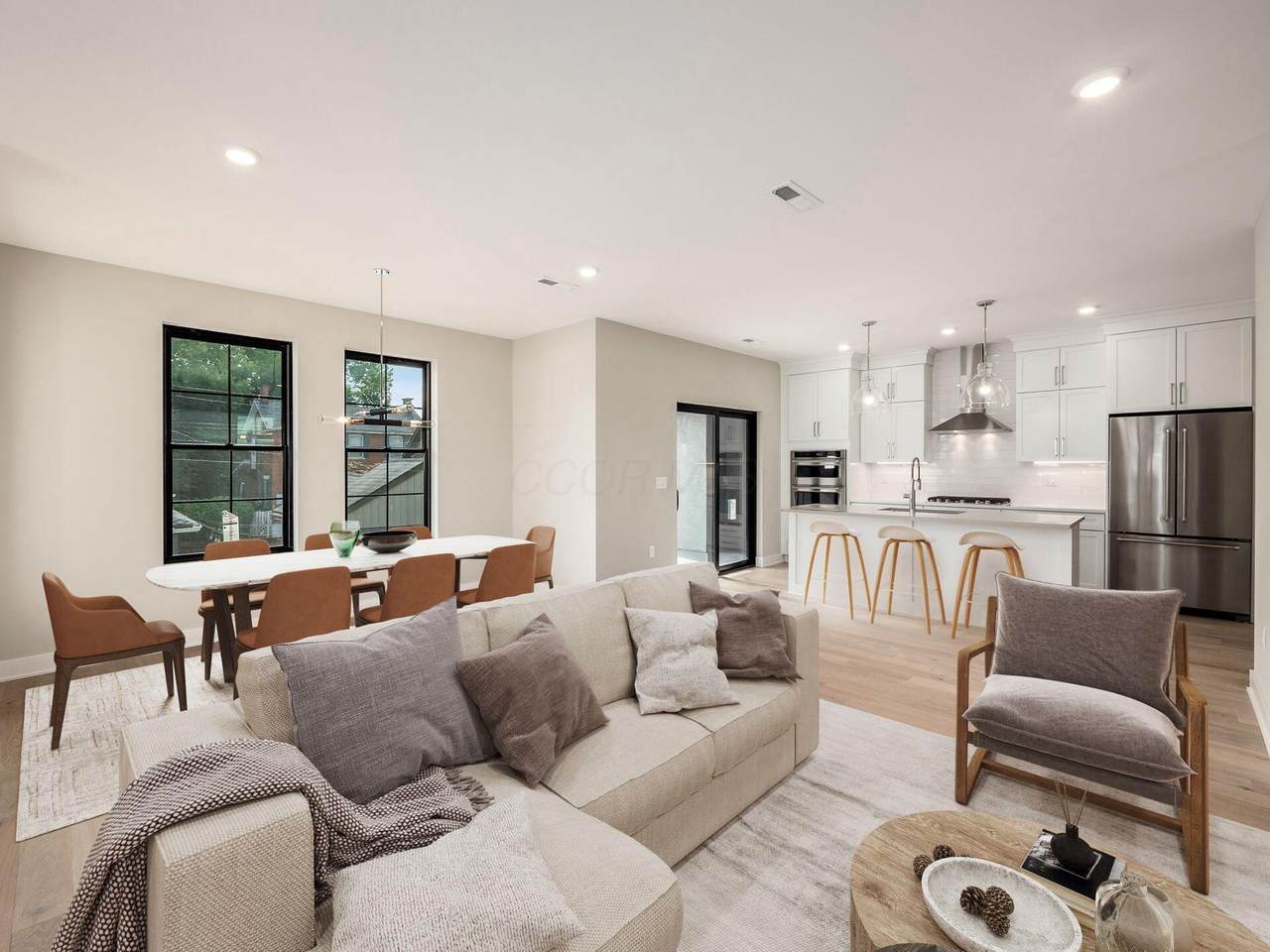 424 Jackson Street - Photo 1