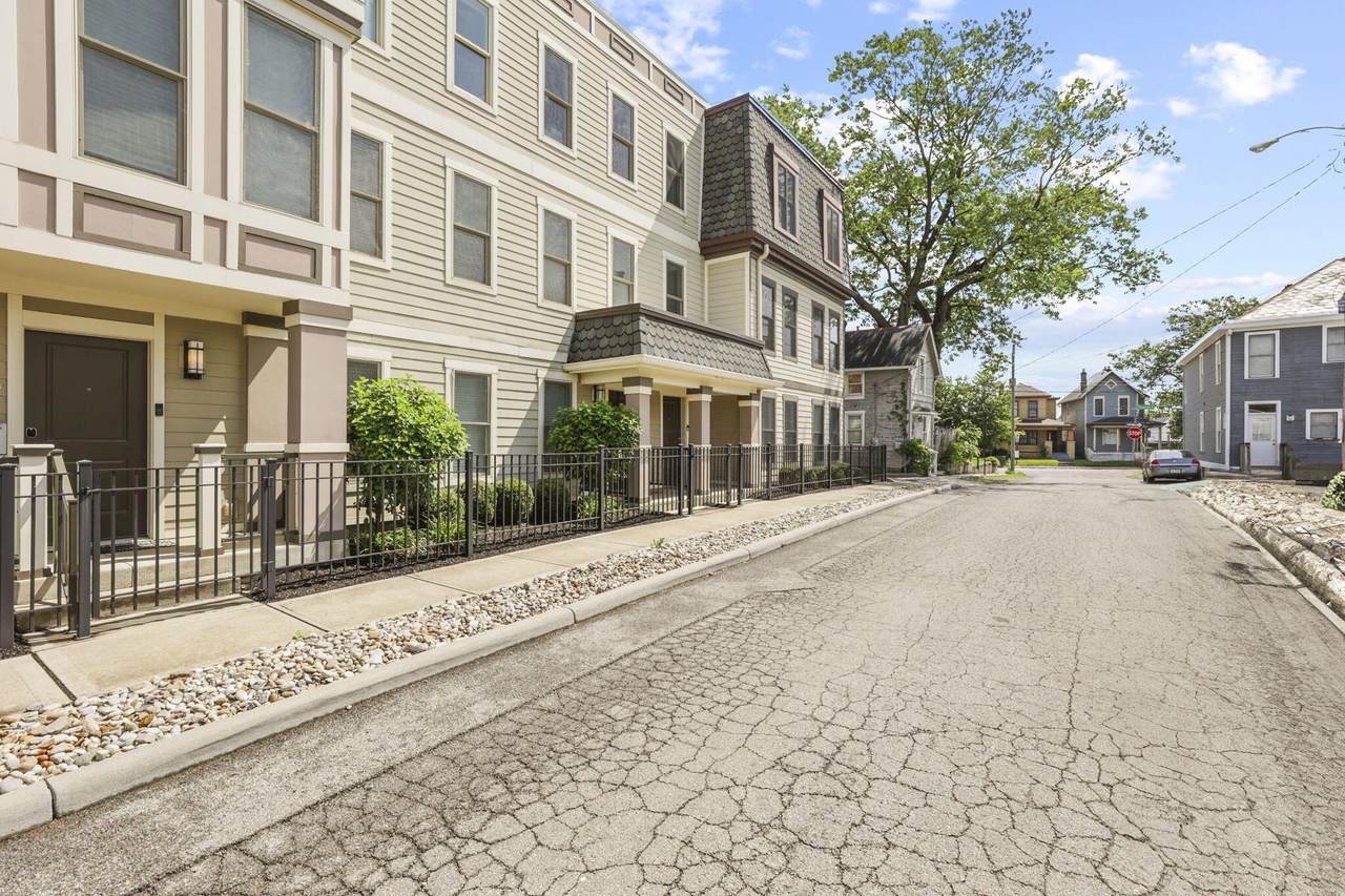 138 Greenwood Avenue - Photo 1