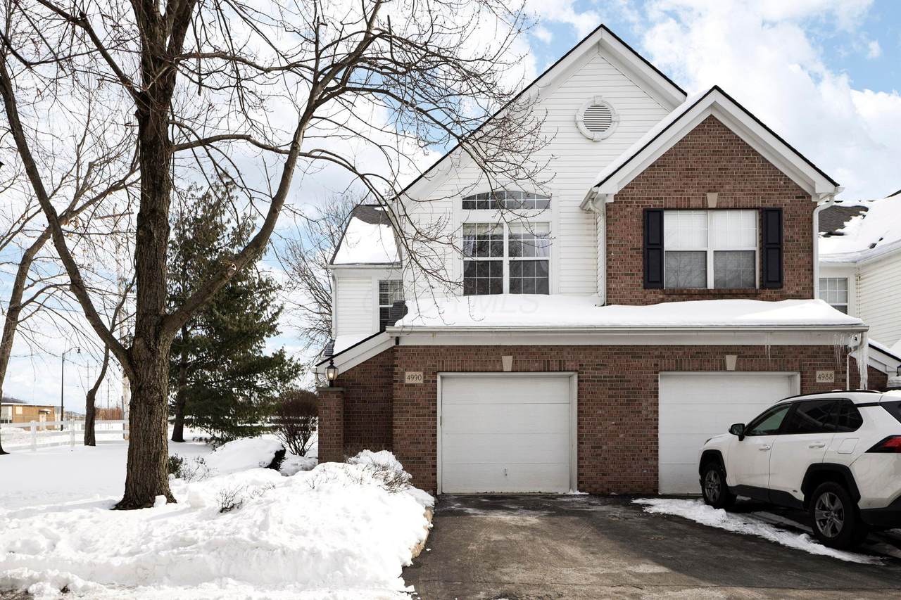 4990 Village Mews - Photo 1