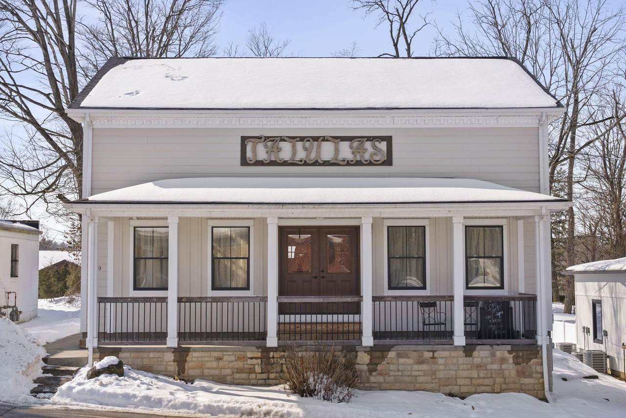 39 Middle Street - Photo 1