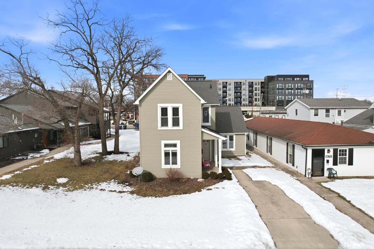 1374 Ida Avenue - Photo 1