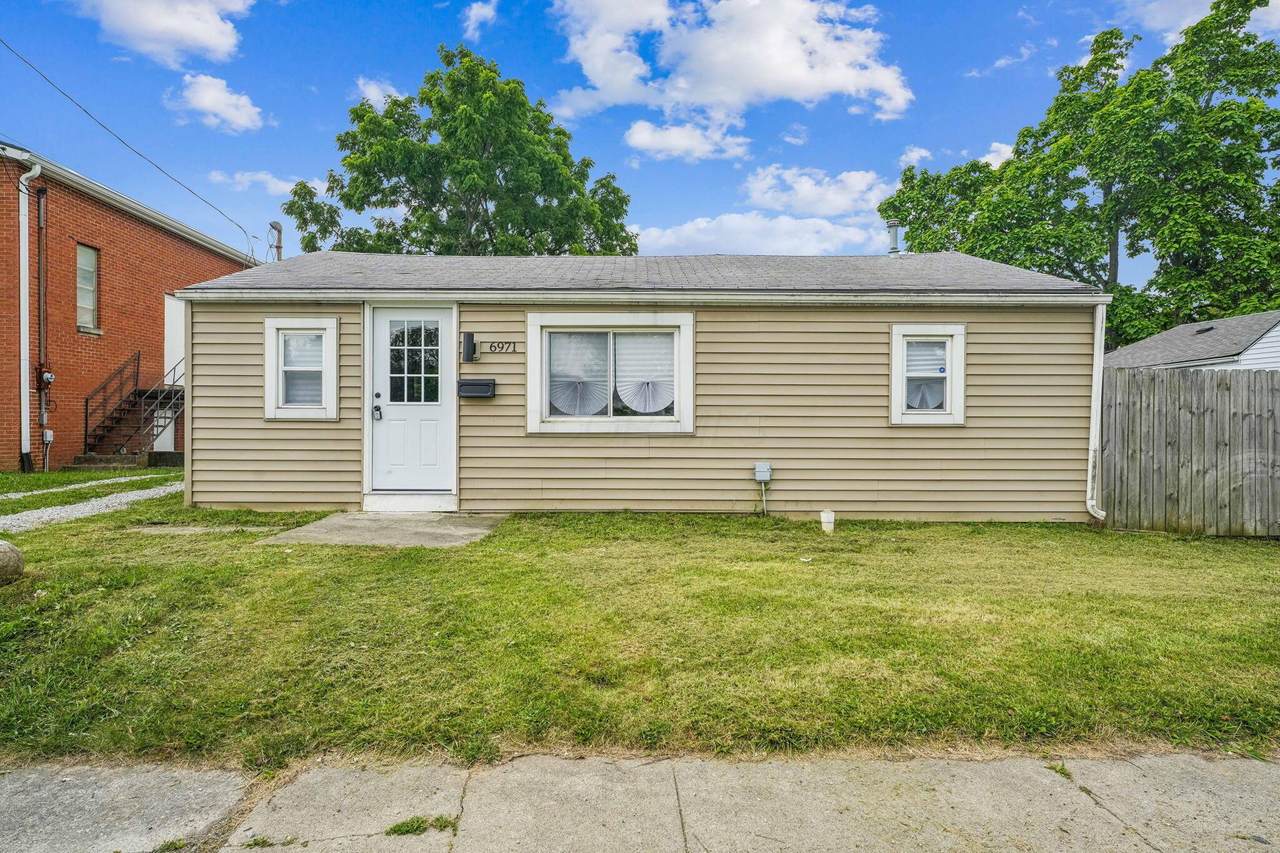 6971 London Groveport Road - Photo 1