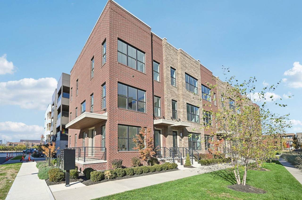 284 Dickenson Street - Photo 1