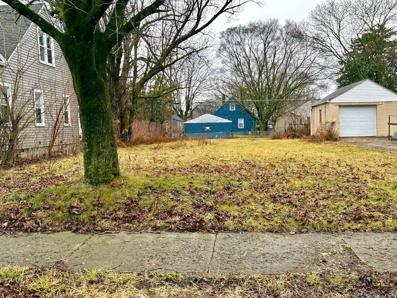 2209 Ontario Street - Photo 1