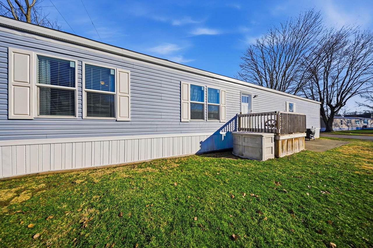 27 Colony Drive - Photo 1
