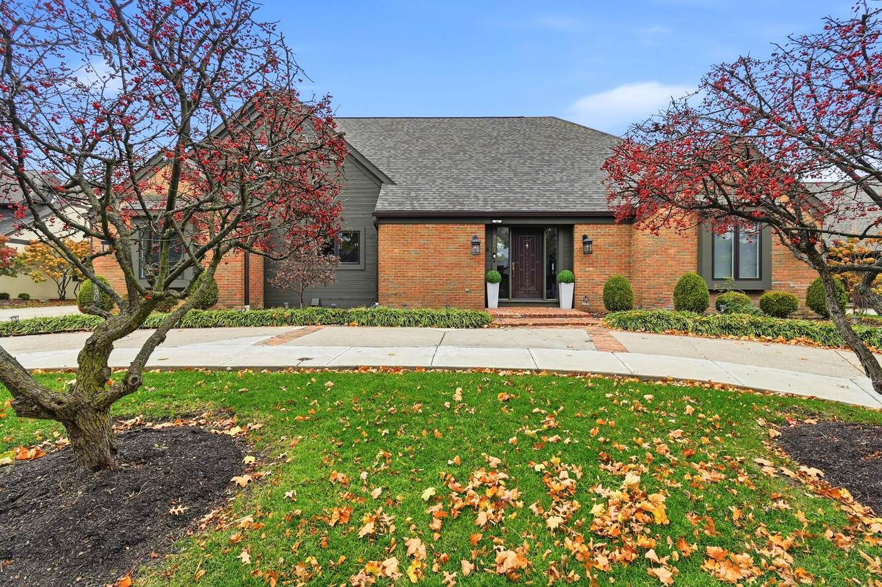 8661 Craigston Court - Photo 1