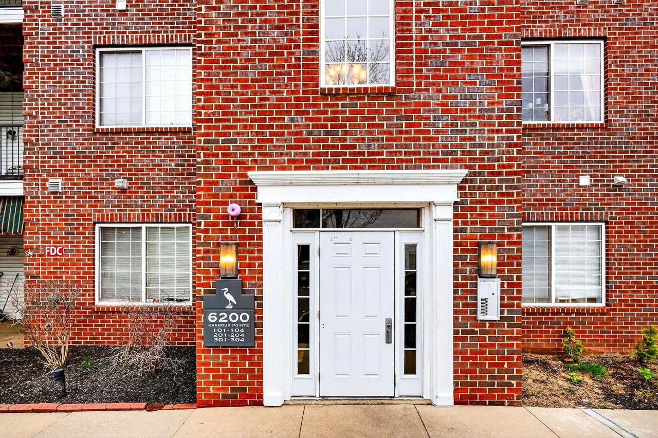 6200-301 Harbour Pointe - Photo 1