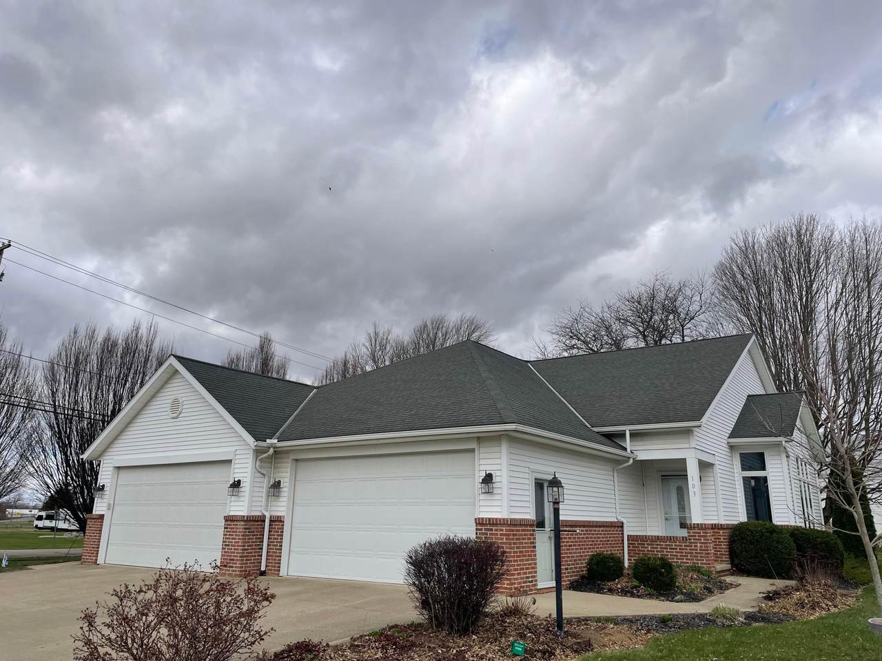 103 Dixon Street - Photo 1
