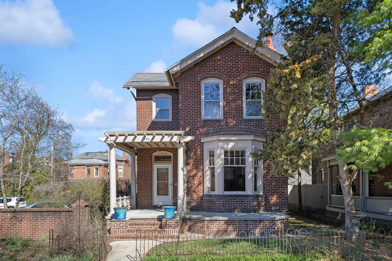 624 Franklin Avenue - Photo 1