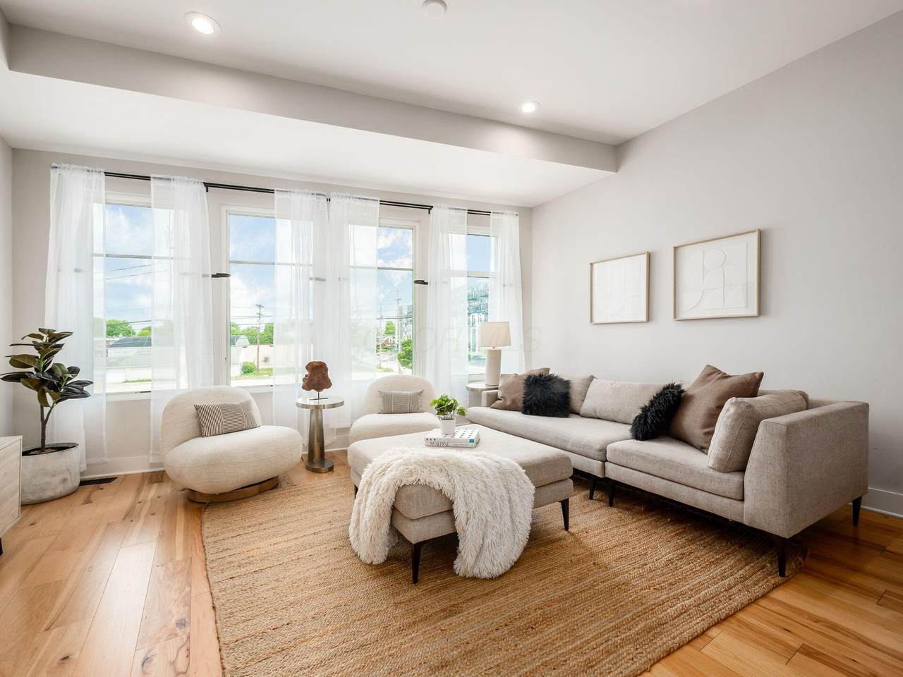 201-201 5th Avenue - Photo 1