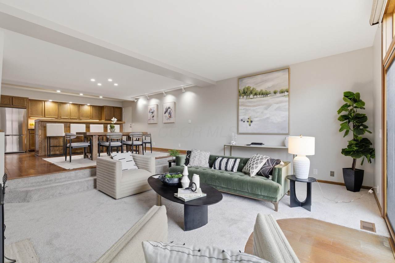 623 Franklin Avenue - Photo 1
