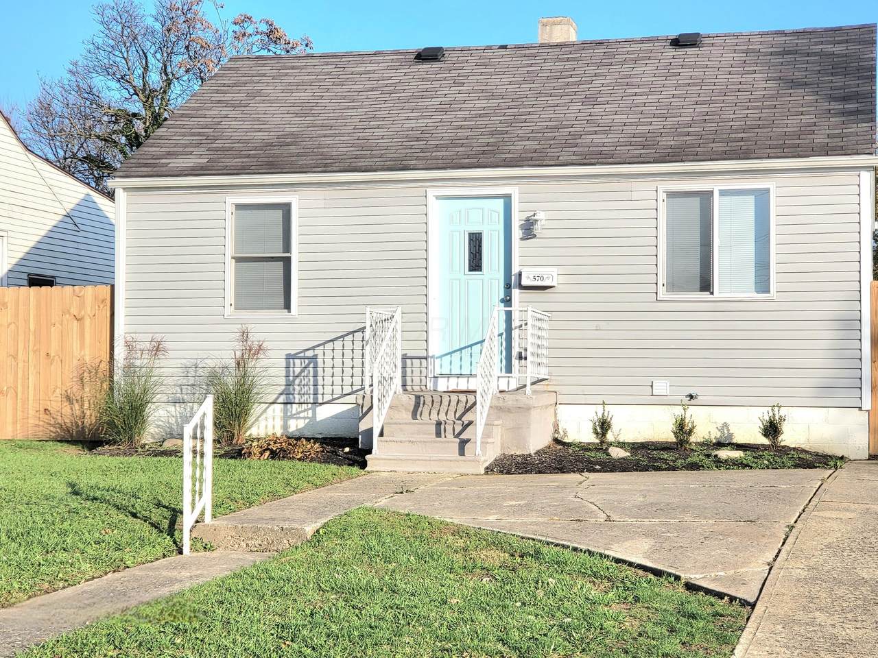 570 Ohio Avenue - Photo 1