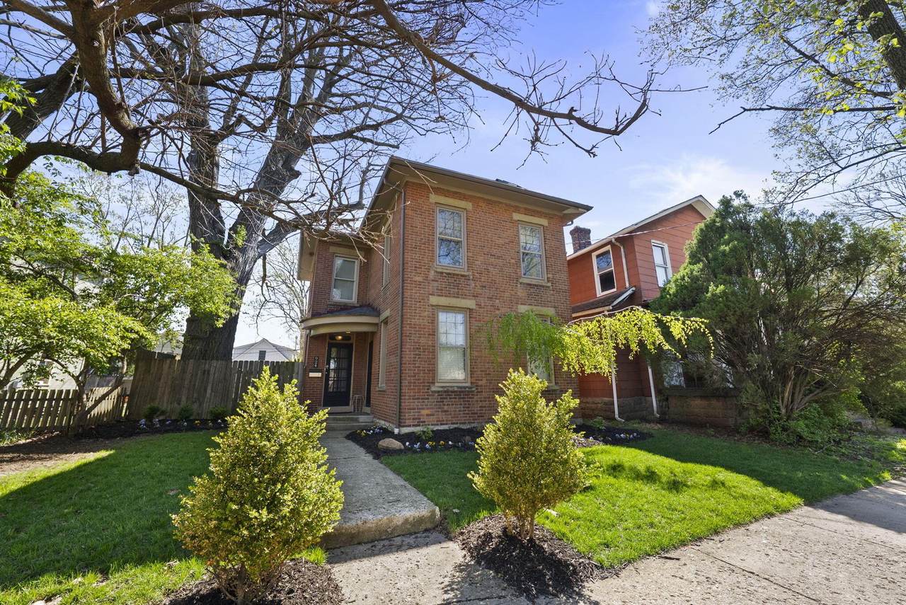 924 Hamlet Street - Photo 1