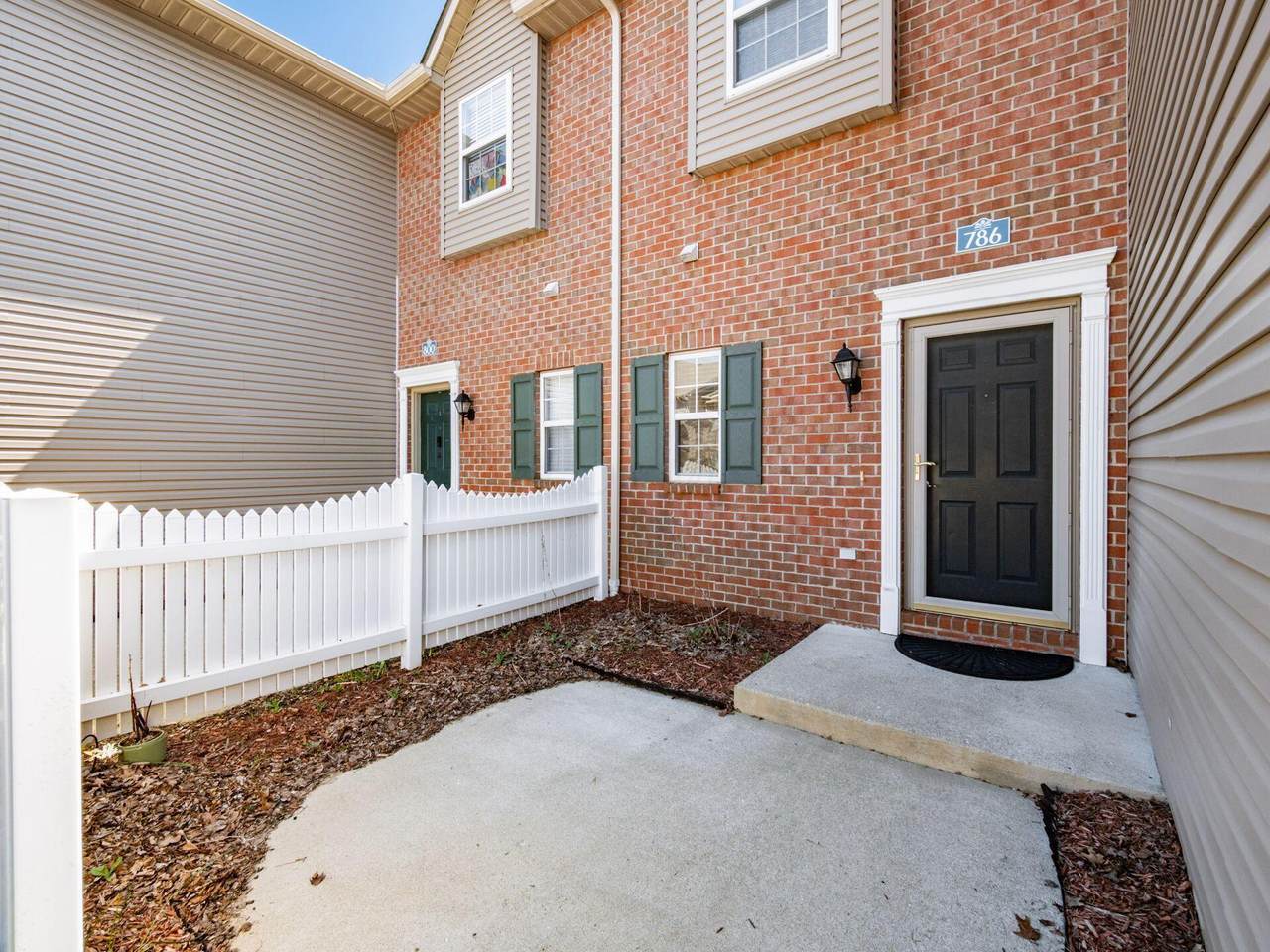 786 Spring Valley Drive - Photo 1