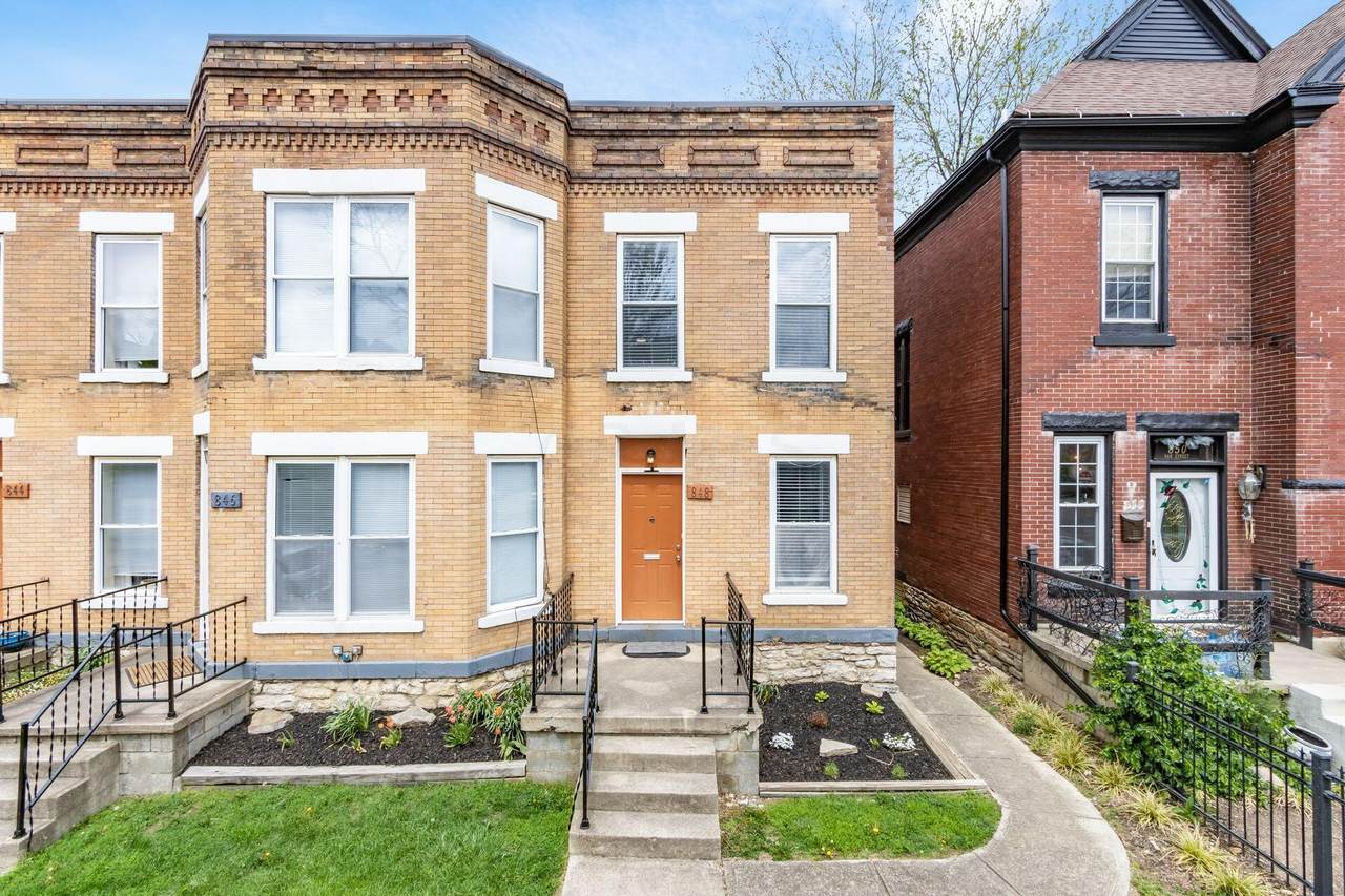 848 Oak Street - Photo 1