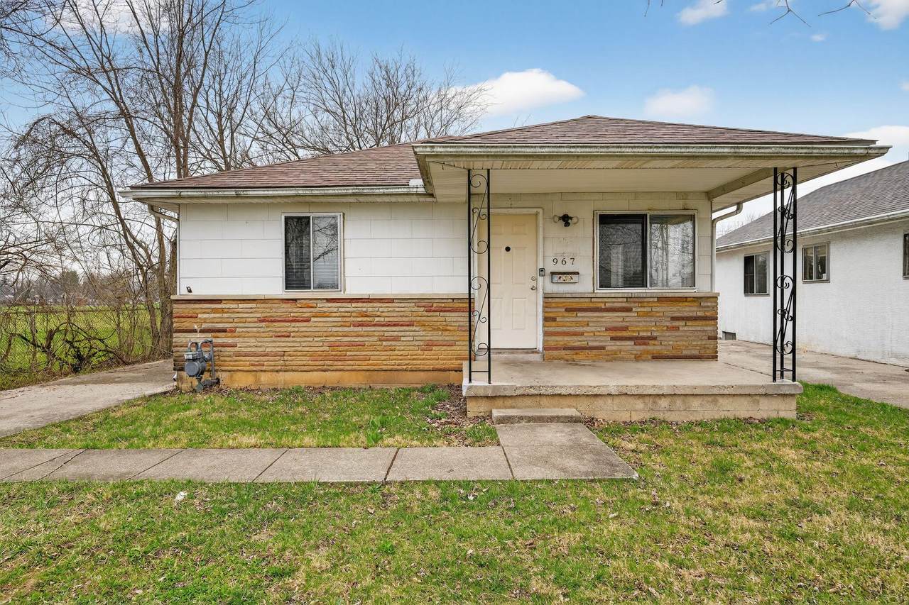 967 Ruby Avenue - Photo 1